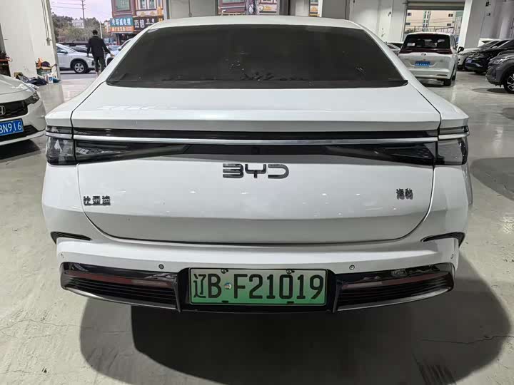 Фото 4 - BYD Seal