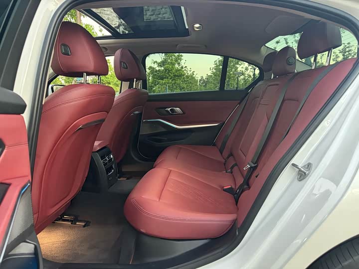 Фото 11 - BMW i3