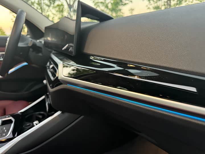 Фото 15 - BMW i3