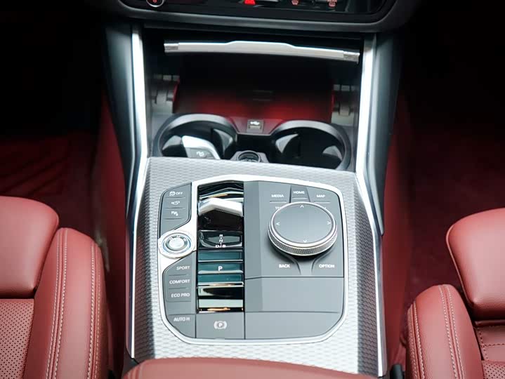 Фото 20 - BMW i3