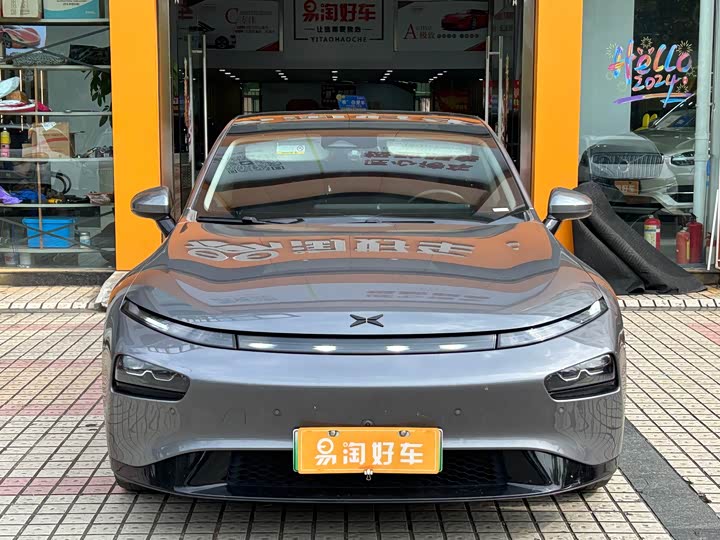 Фото 2 - XPeng P7