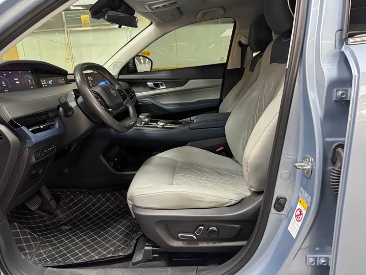 Фото 7 - Changan UNI-K Hybrid