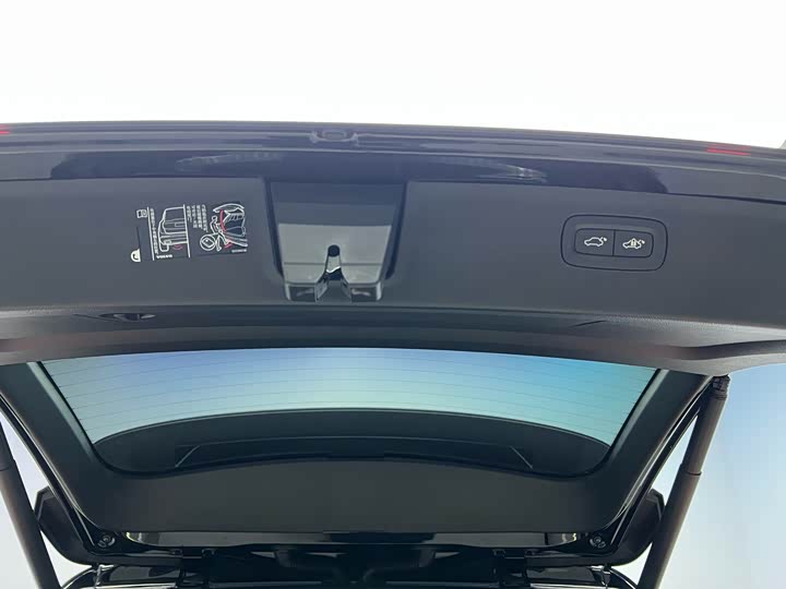 Фото 19 - Volvo XC90