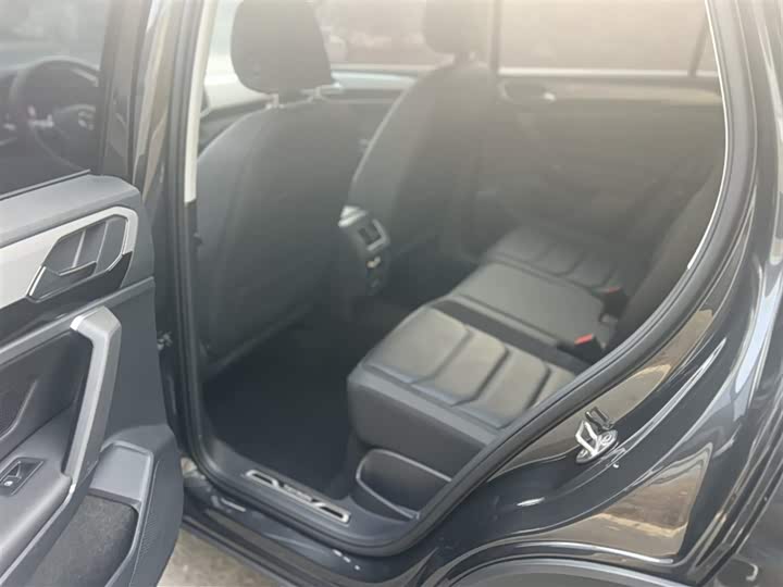 Фото 17 - Volkswagen Tayron