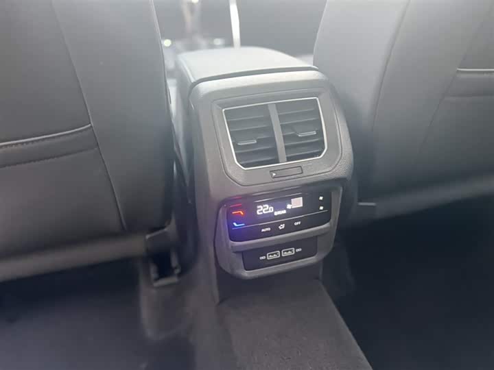 Фото 18 - Volkswagen Tayron