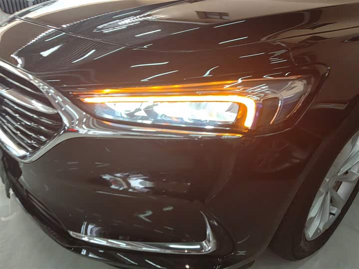 Фото 24 - Buick LaCrosse