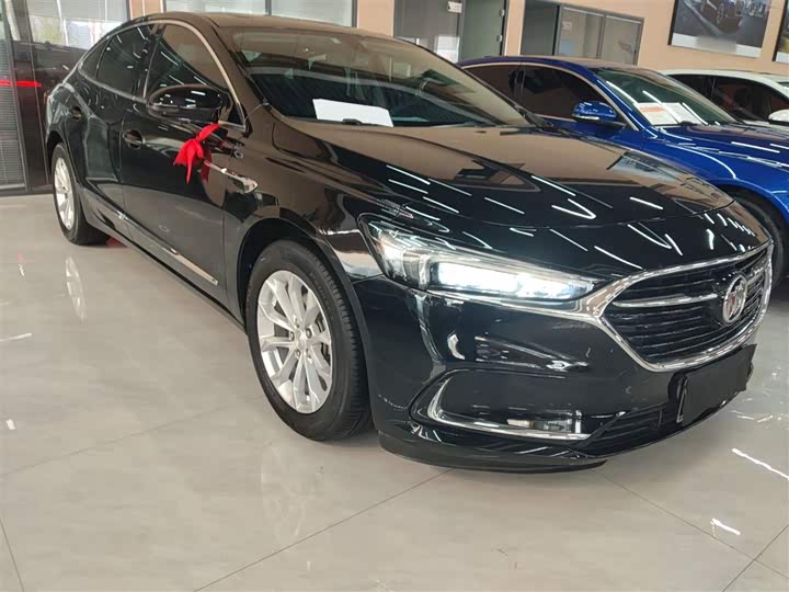 Фото 4 - Buick LaCrosse