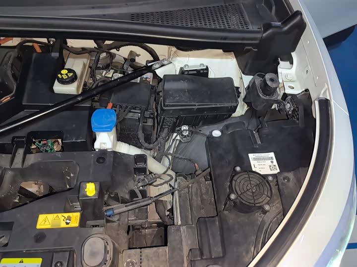 Фото 21 - Volkswagen ID.6 Crozz