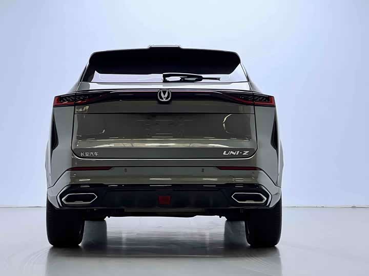 Фото 5 - Changan UNI-Z Hybrid