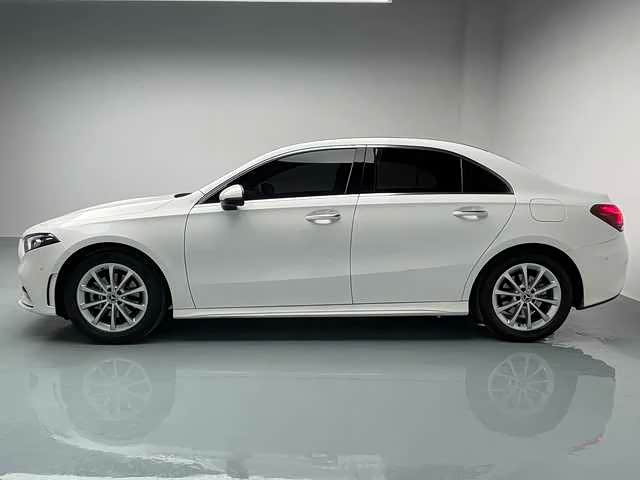 Фото 17 - Mercedes-Benz A-Class