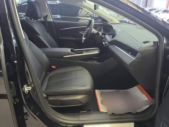 Фото 8 - Buick LaCrosse