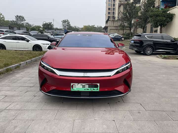 Фото 2 - BYD Han