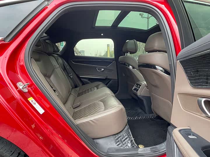 Фото 8 - BYD Han