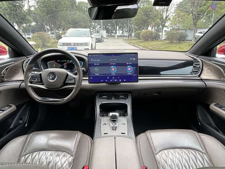 Фото 9 - BYD Han