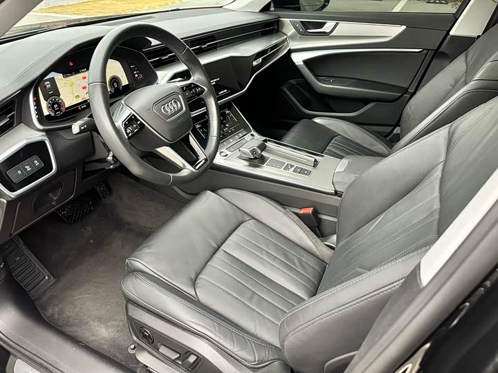 Фото 8 - Audi A6L