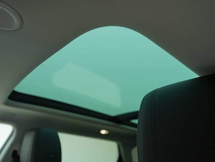 Фото 12 - Land Rover Range Rover Evoque L