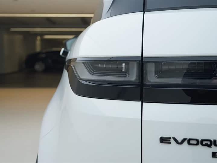 Фото 16 - Land Rover Range Rover Evoque L