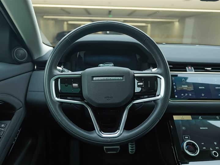 Фото 18 - Land Rover Range Rover Evoque L