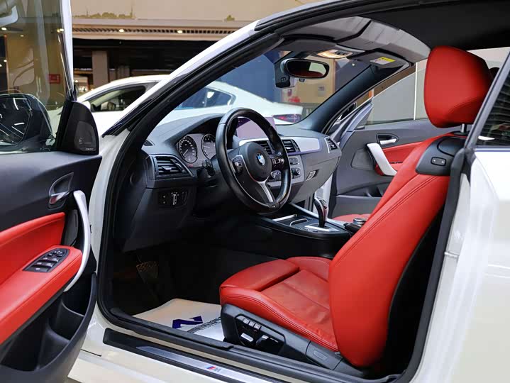 Фото 16 - BMW 2 Series