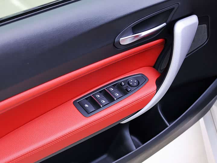 Фото 17 - BMW 2 Series