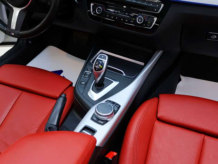 Фото 21 - BMW 2 Series