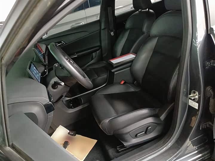 Фото 15 - MG Motor 4 EV