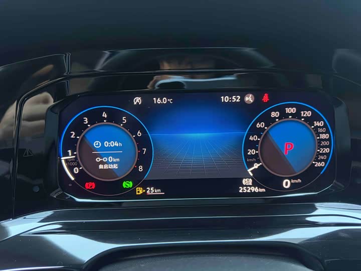 Фото 12 - Volkswagen Golf