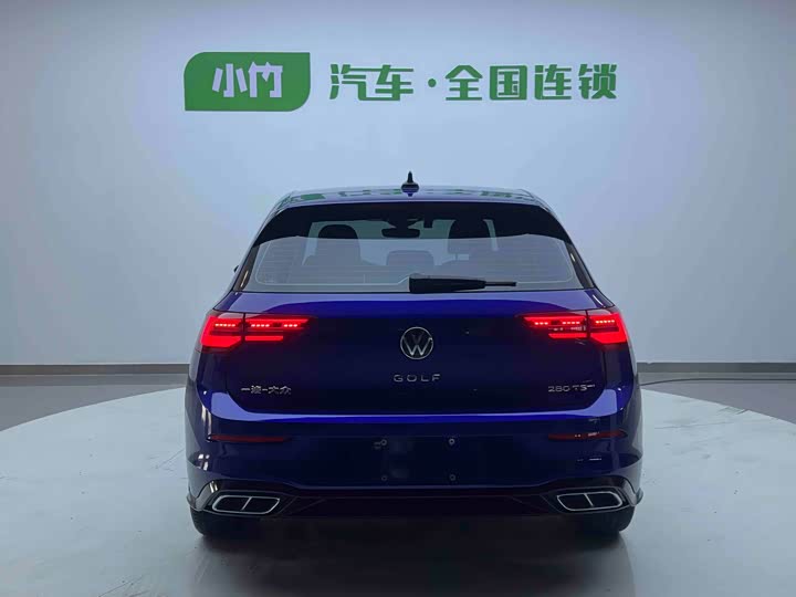 Фото 5 - Volkswagen Golf