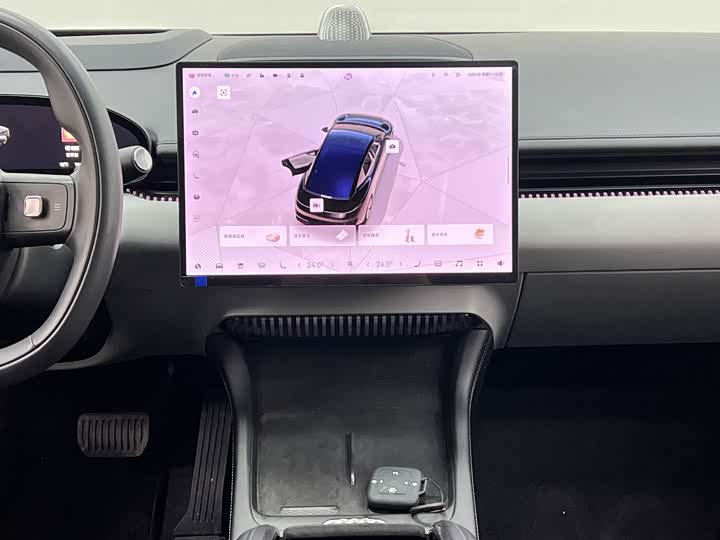 Фото 21 - Zeekr 007