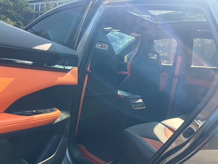 Фото 15 - Changan UNI-V