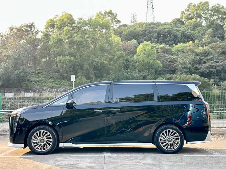 Фото 5 - GAC Trumpchi M8