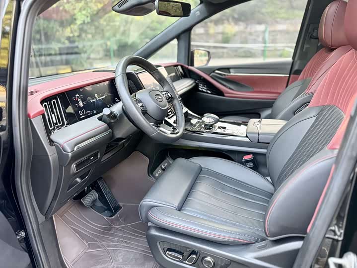 Фото 6 - GAC Trumpchi M8