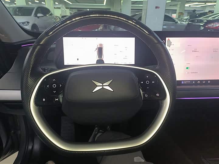 Фото 11 - XPeng P7