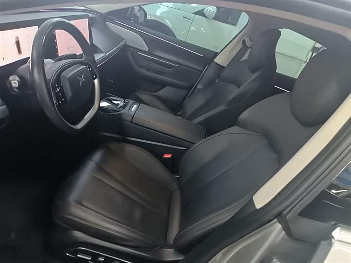 Фото 15 - XPeng P7