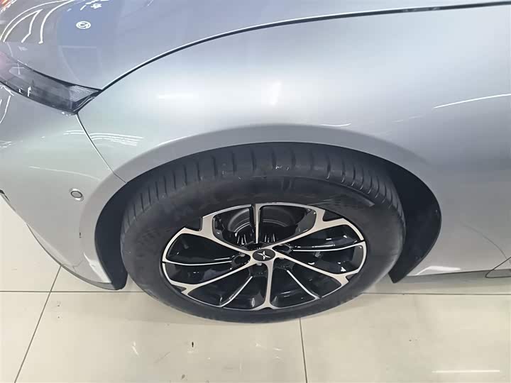 Фото 23 - XPeng P7