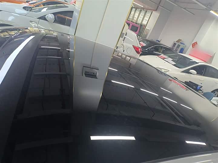 Фото 27 - XPeng P7