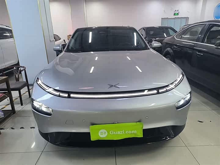 Фото 3 - XPeng P7