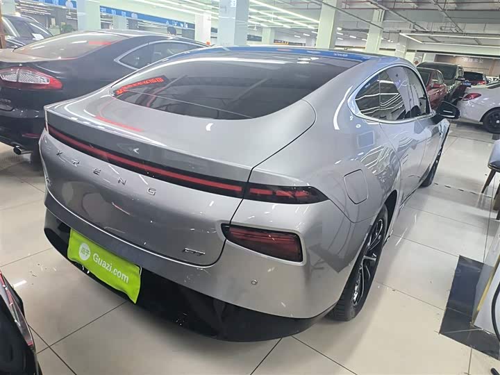 Фото 7 - XPeng P7