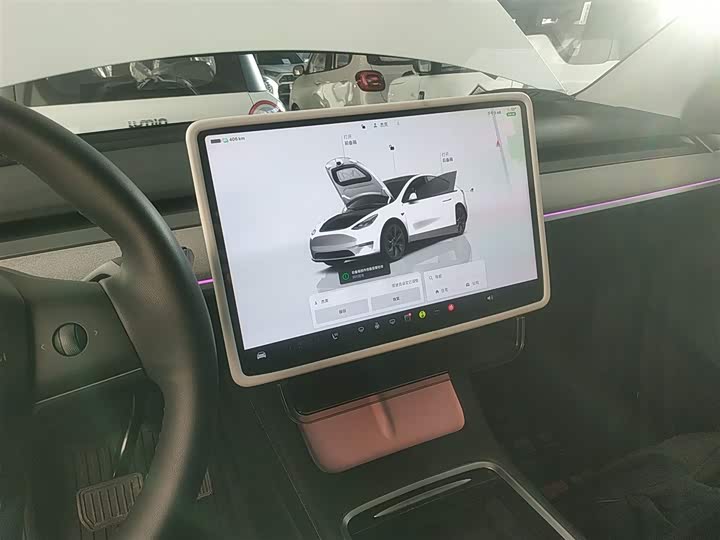 Фото 13 - Tesla Model Y