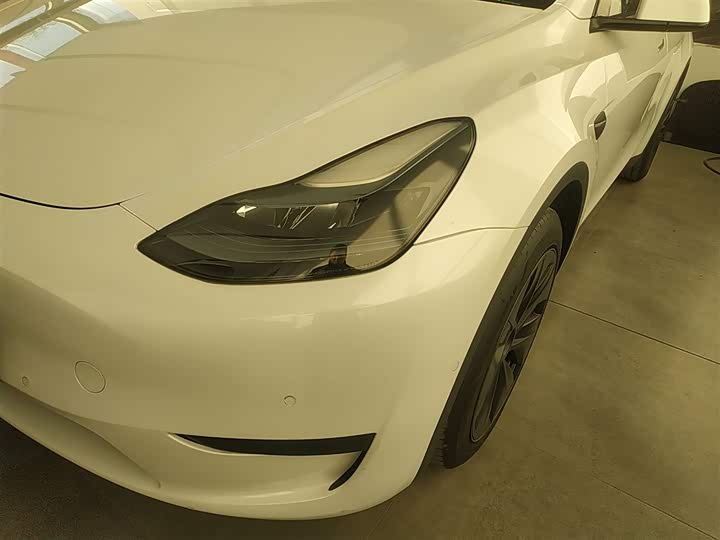 Фото 24 - Tesla Model Y