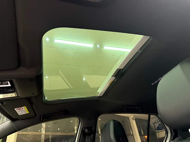 Фото 16 - Volkswagen Golf