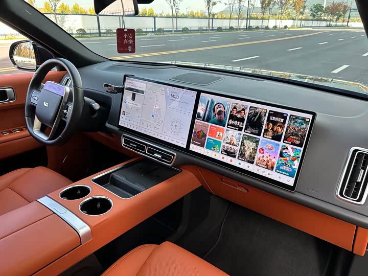 Фото 14 - LiXiang L8