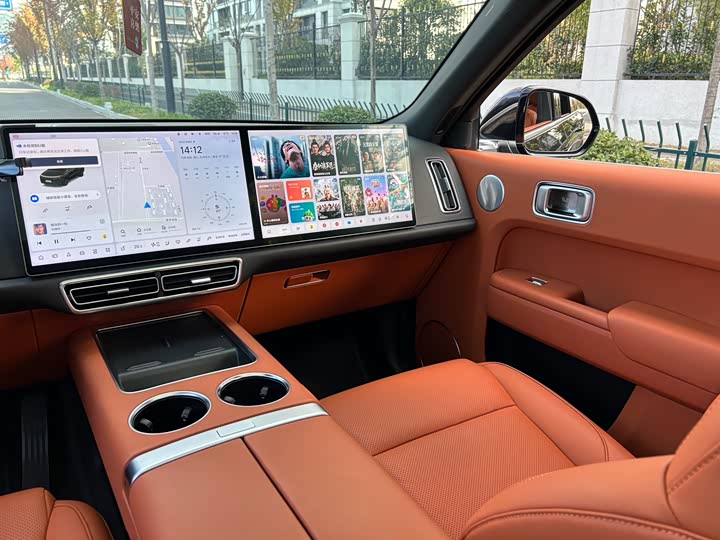 Фото 16 - LiXiang L8