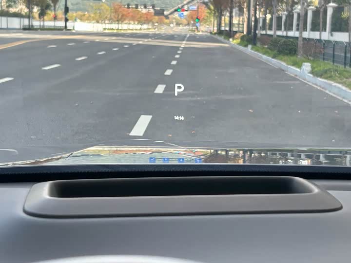 Фото 17 - LiXiang L8