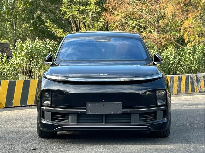 Фото 2 - LiXiang L8