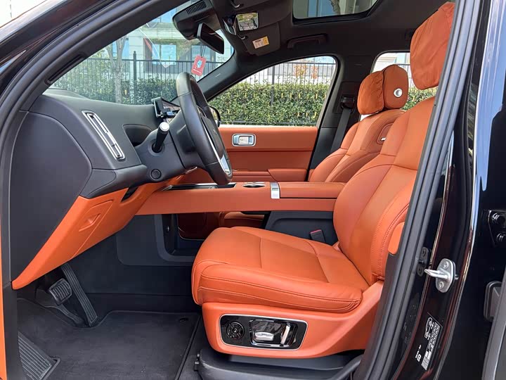 Фото 8 - LiXiang L8