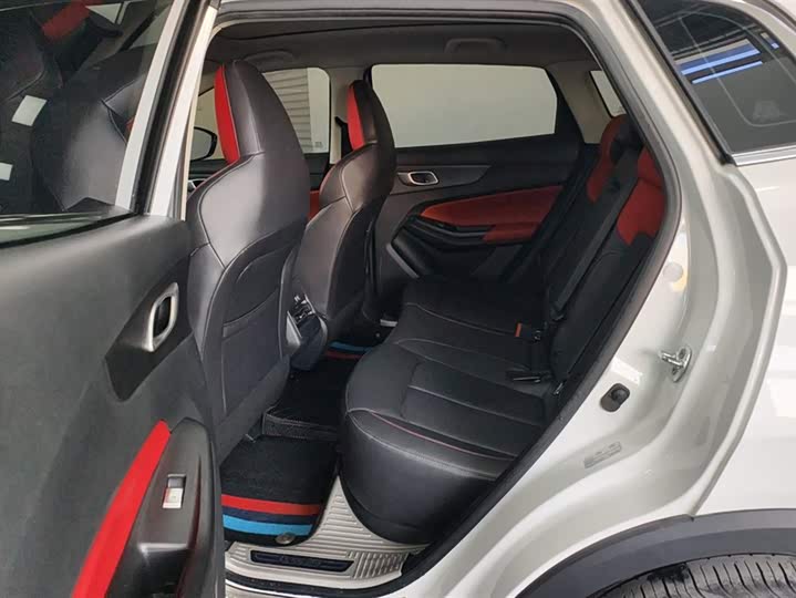 Фото 11 - Changan CS55 Plus