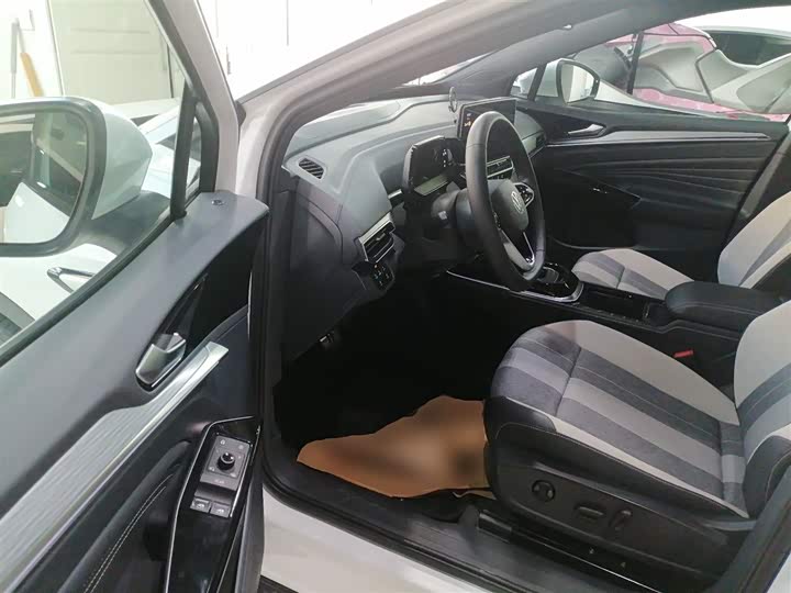 Фото 16 - Volkswagen ID.4 Crozz