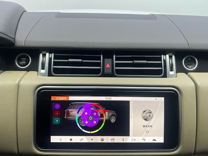 Фото 19 - Land Rover Range Rover