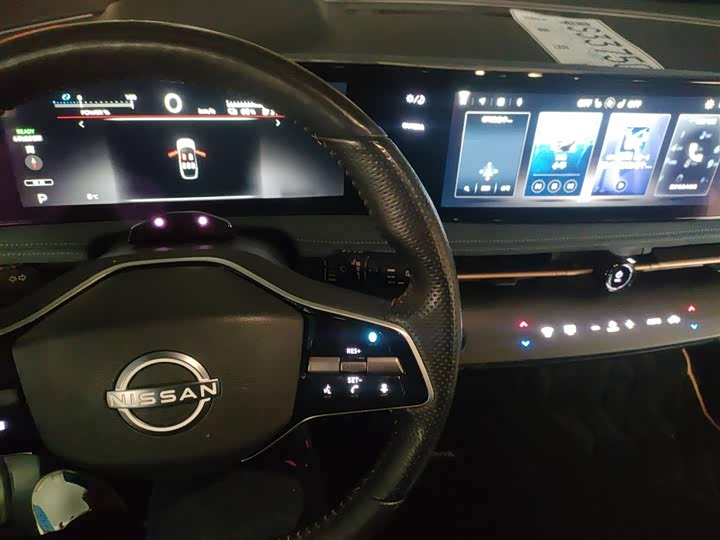 Фото 10 - Nissan Ariya EV